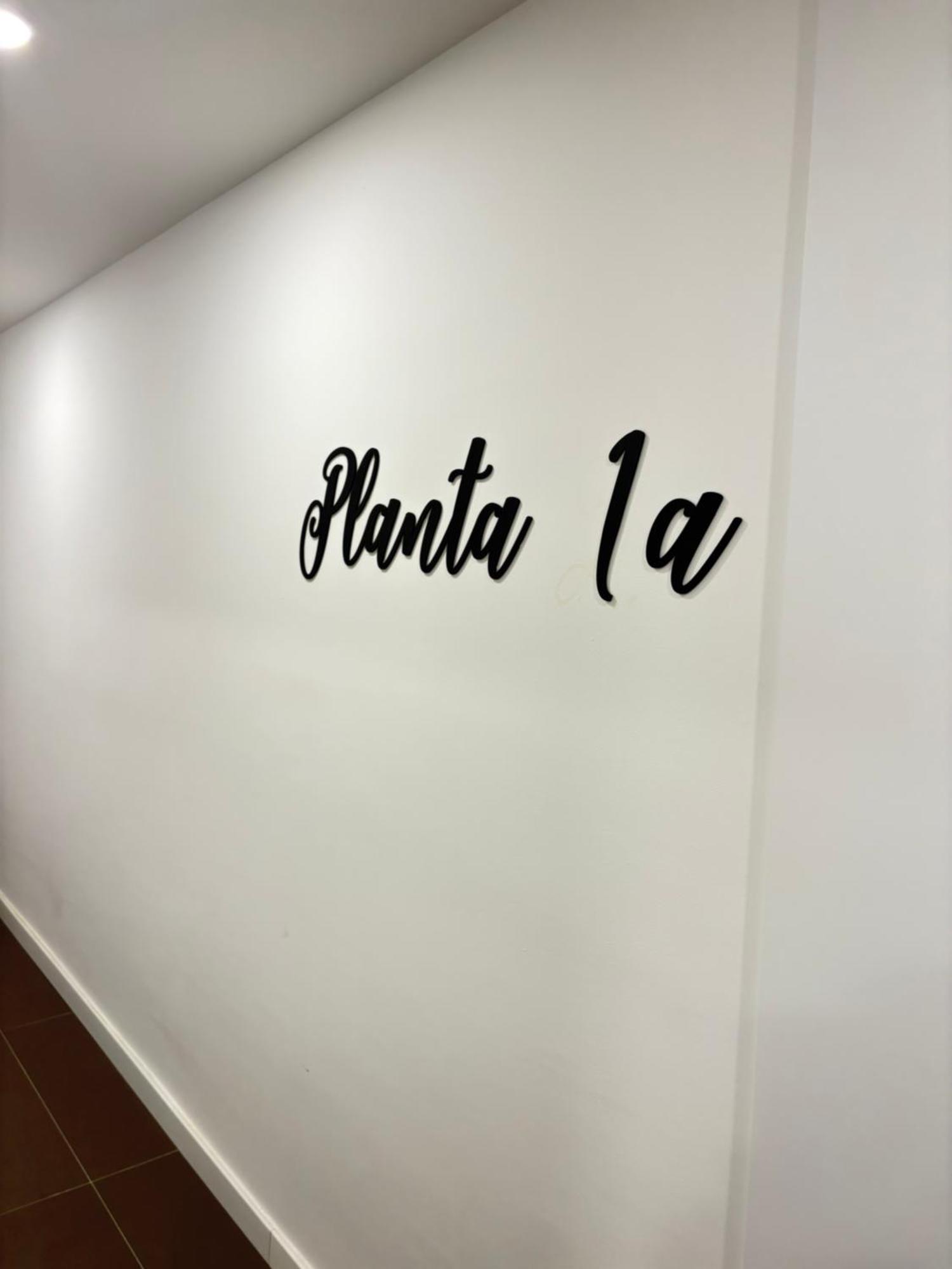 Reusia Apartaments Экстерьер фото